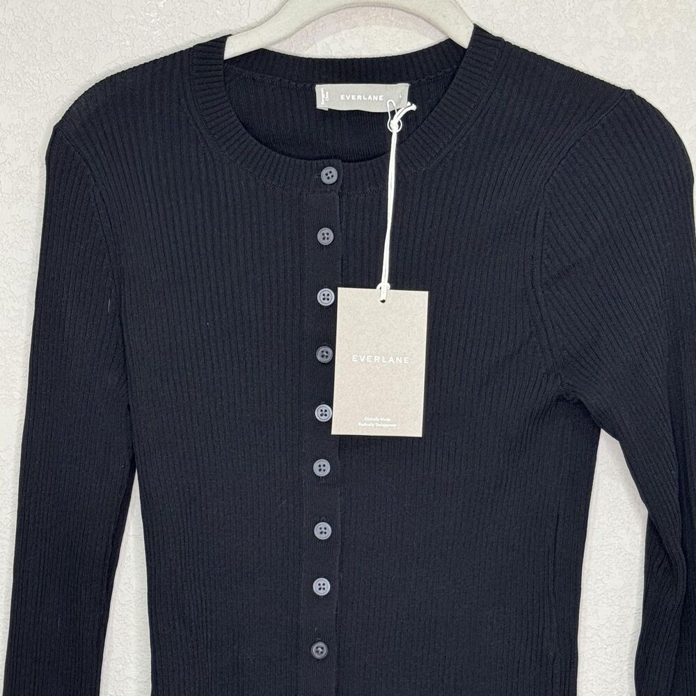 Everlane Black Ribbed Button-Up Cardigan - Picture 4 of 9